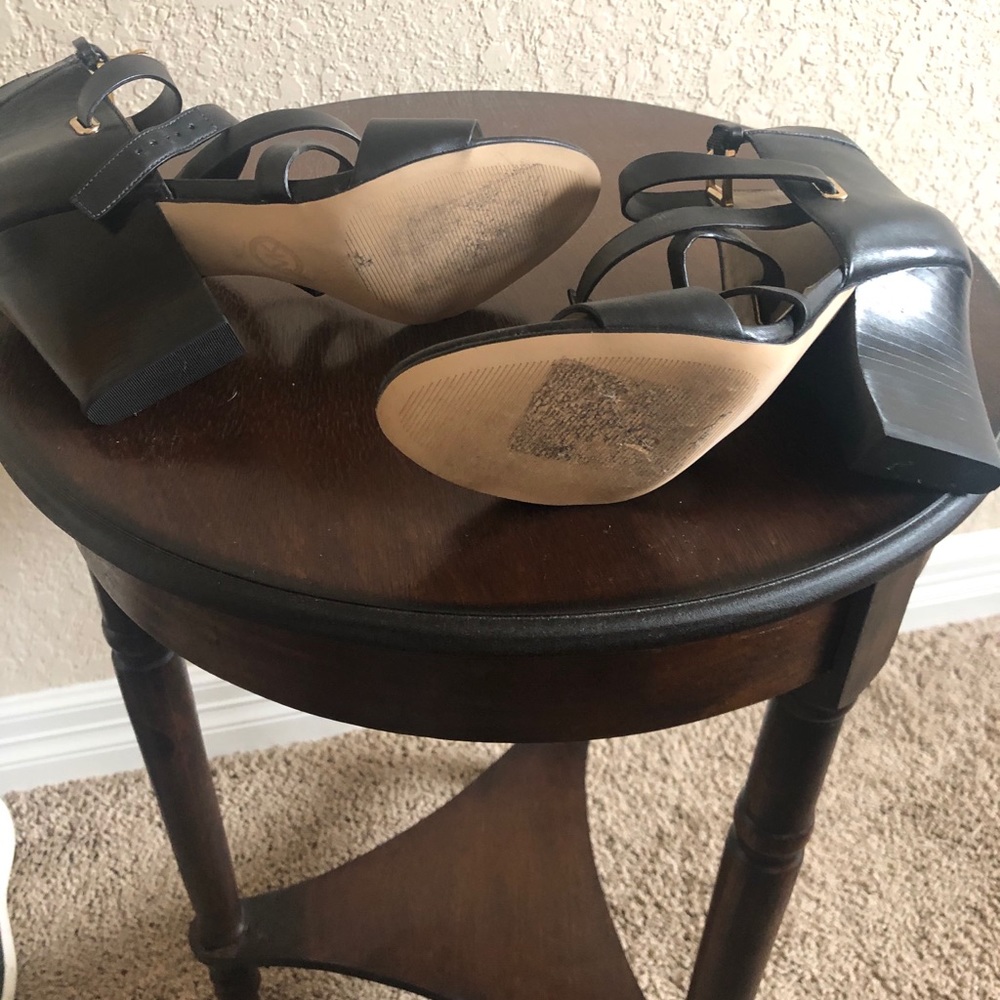 Michael Kors black sandal with gold details